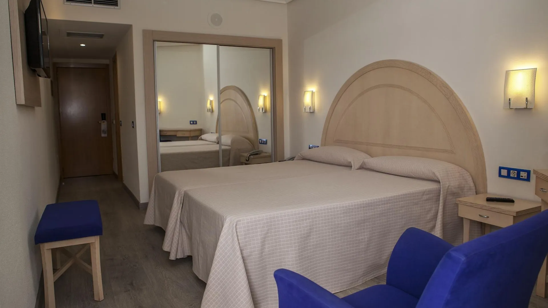 ****  Alexandre Troya Hotel Playa de las Americas  Spain
