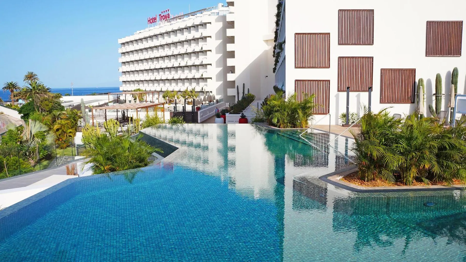 ****  Alexandre Troya Hotel Playa de las Americas  Spain