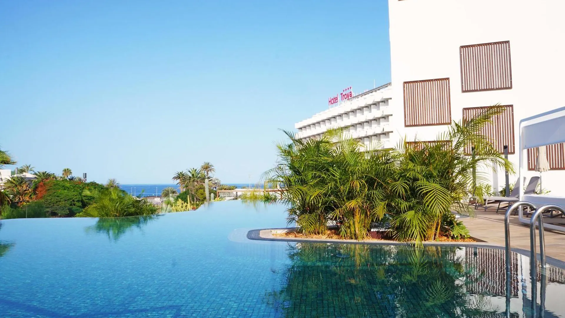 Alexandre Troya Hotel Playa de las Americas