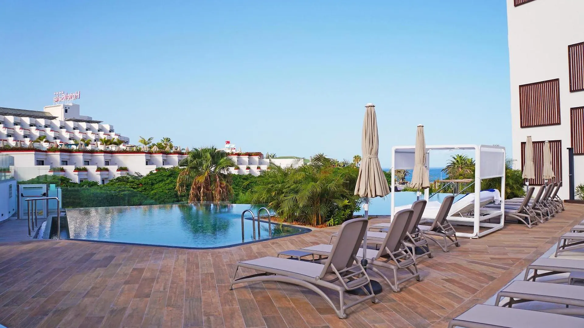 Alexandre Troya Hotel Playa de las Americas  Spain