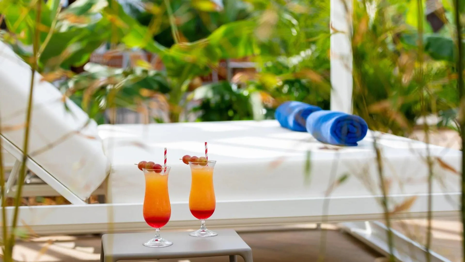 Alexandre Troya Hotel Playa de las Americas  4*, Playa de las Americas (Tenerife)