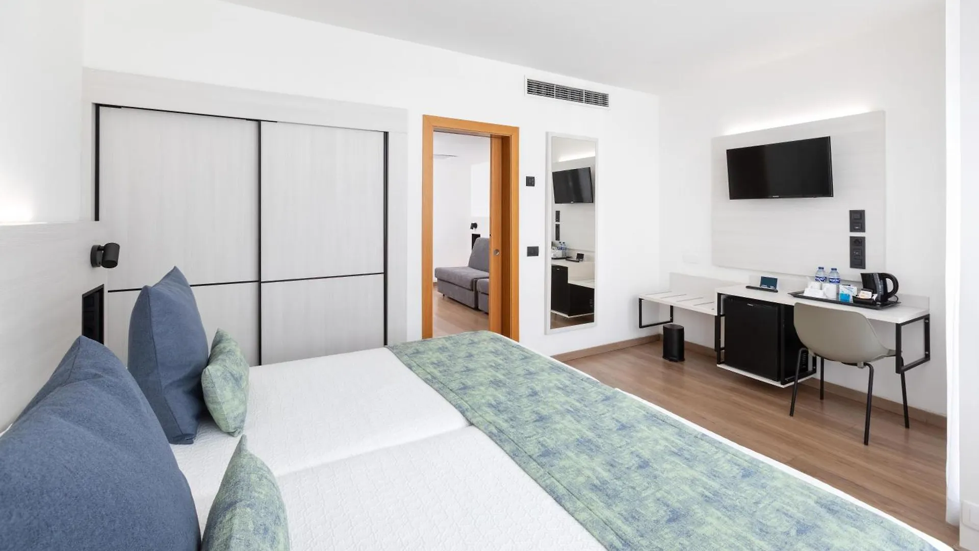Alexandre Troya Hotel Playa de las Americas